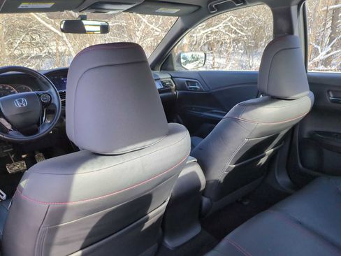 Used 2017 Honda Accord Sport Special Edition image 19