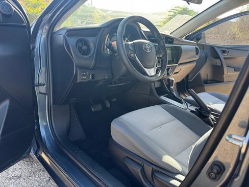 Used 2019 Toyota Corolla L FWD image 11