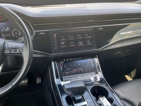 Used 2019 Audi Q8 Premium Plus AWD/4WD image 6