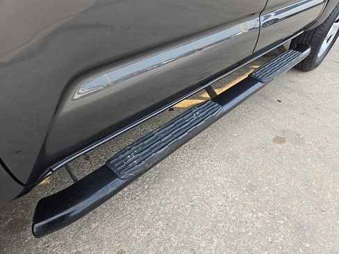 Used 2022 Toyota Tacoma SR image 20