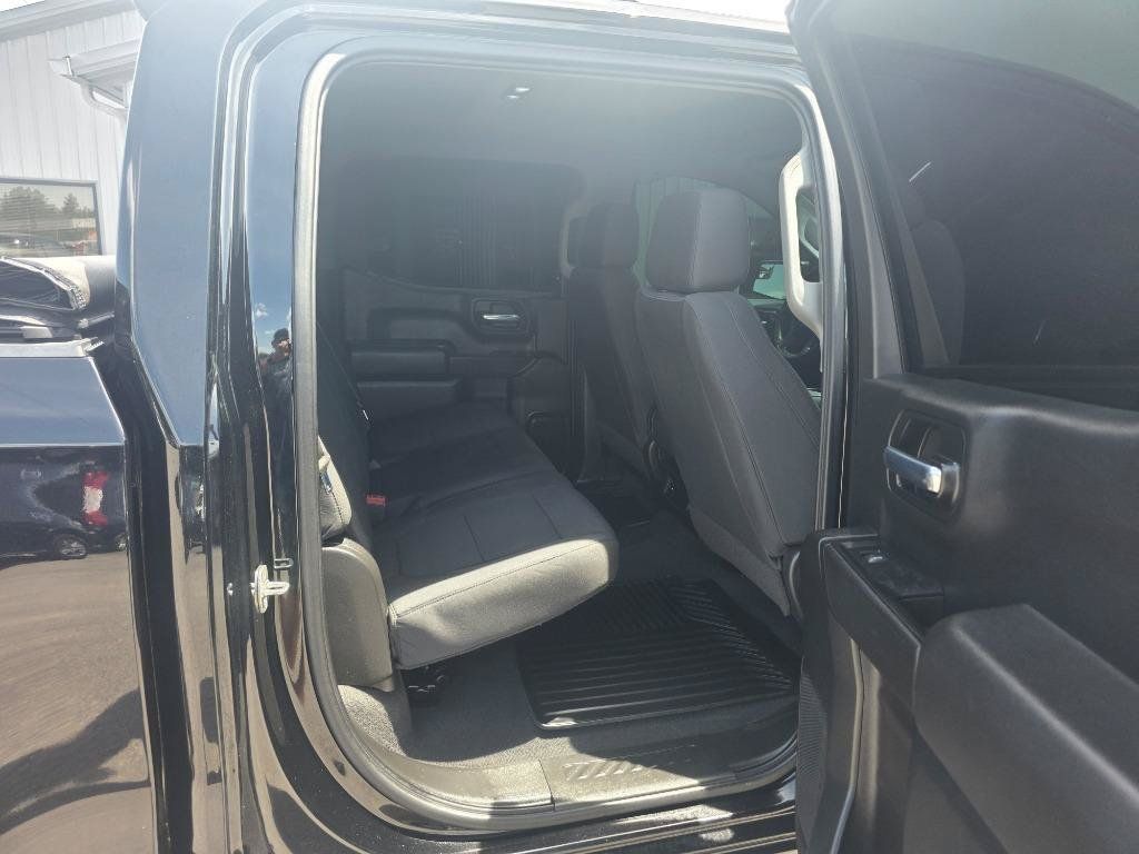 Used 2020 Chevrolet Silverado 1500 Custom w/ Custom Convenience Package AWD/4WD image 11