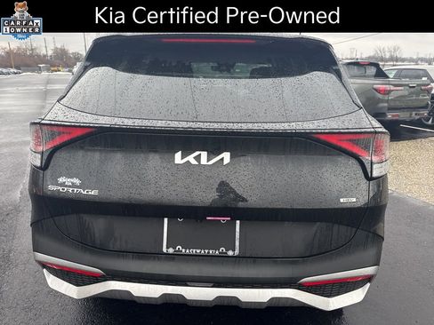 Certified 2024 Kia Sportage LX image 9