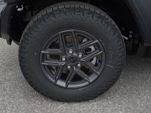 New 2026 Jeep Wrangler Sport S image 28