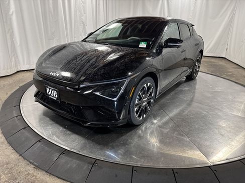 New 2025 Kia EV6 GT-Line image 1