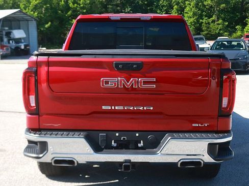 Used 2023 GMC Sierra 1500 SLT w/ SLT Premium Plus Package AWD/4WD image 6