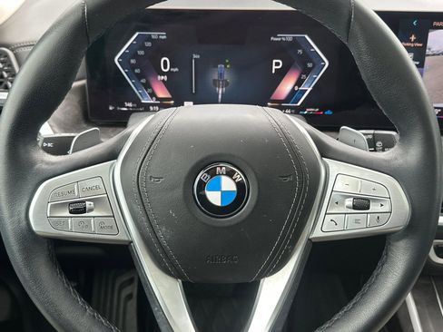 Used 2025 BMW X7 xDrive40i w/ Premium Package image 25