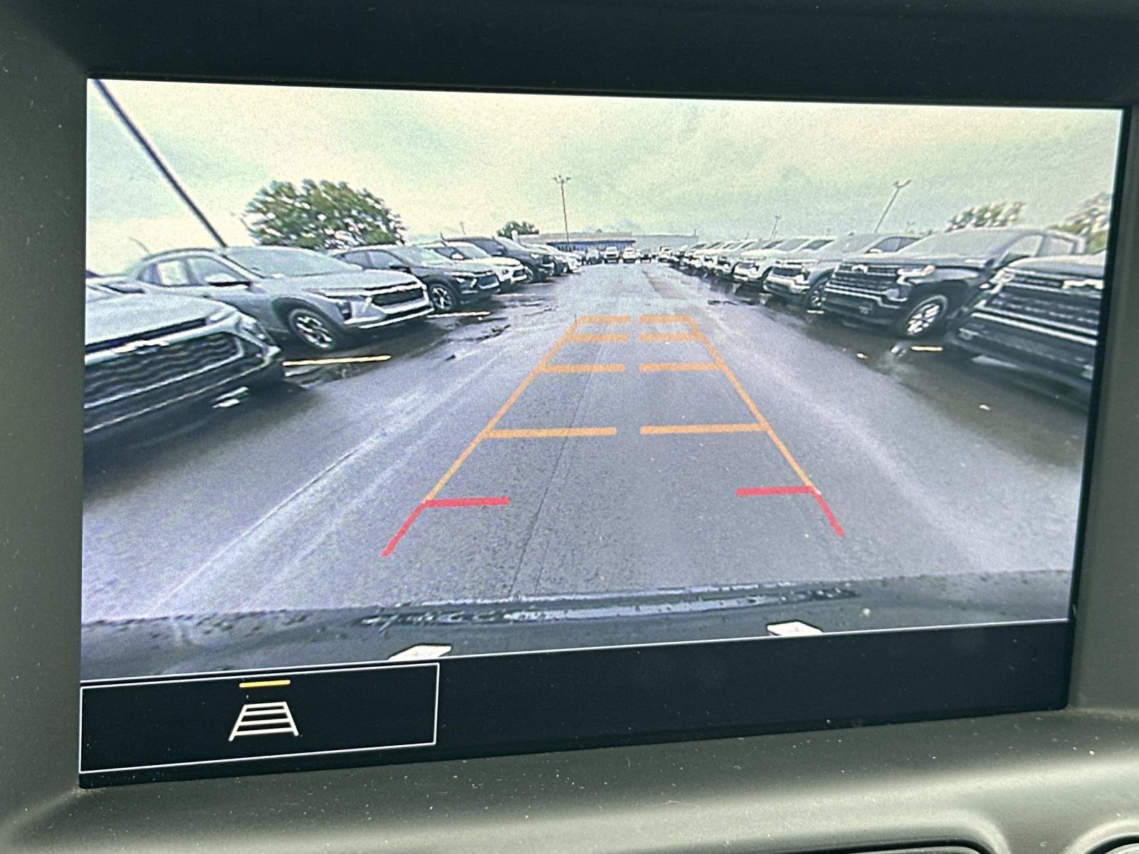 Certified 2022 GMC Terrain SLT FWD image 27