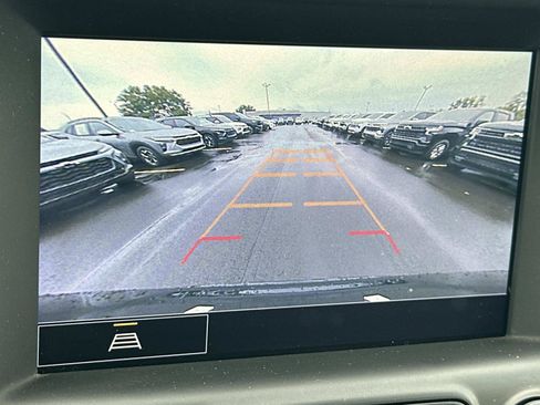 Certified 2022 GMC Terrain SLT FWD image 27