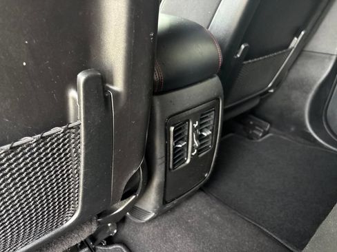 Used 2024 Dodge Durango GT AWD/4WD image 27