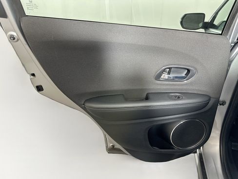 Used 2019 Honda HR-V EX image 25