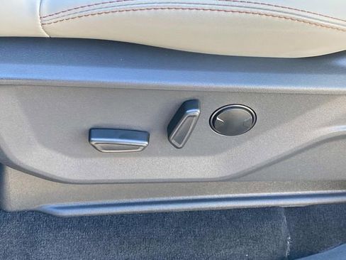 New 2025 Ford Expedition Active AWD/4WD image 14