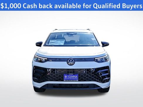 New 2026 Volkswagen Tiguan SE R-Line image 2