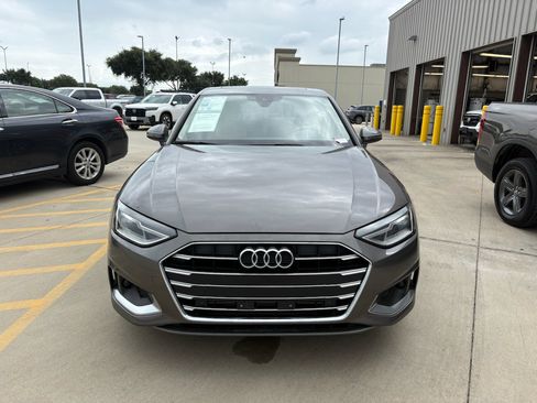 Used 2020 Audi A4 2.0T Premium w/ Convenience Package FWD image 3