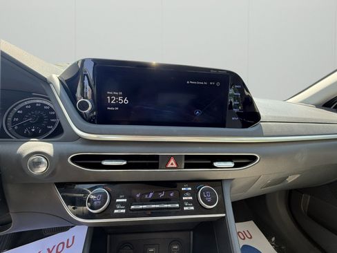 Used 2023 Hyundai Sonata SEL w/ Cargo Package FWD image 11