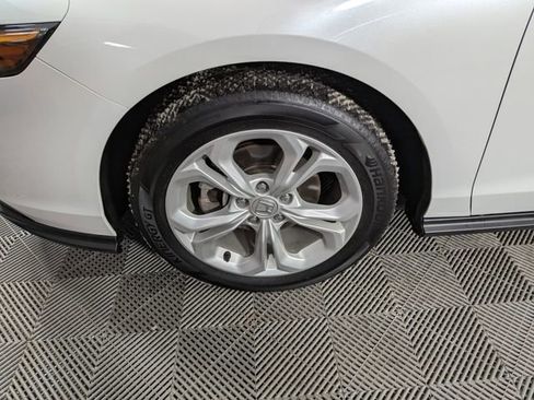 Certified 2023 Honda Accord LX image 32