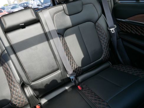 Used 2023 Jeep Grand Cherokee Summit w/ Adv Protech Group IV AWD/4WD image 14