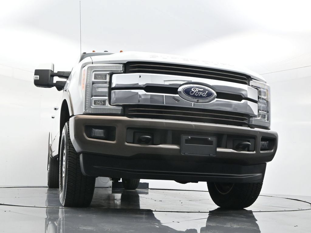 Used 2017 Ford F350 King Ranch w/ King Ranch Ultimate Package AWD/4WD image 45