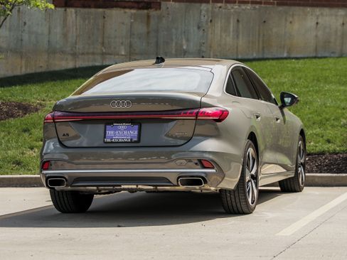 Used 2025 Audi A5 2.0T Premium Plus w/ Premium Plus image 4