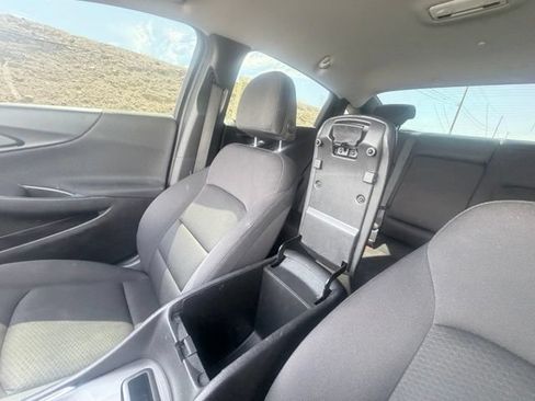 Used 2022 Chevrolet Malibu LT FWD image 16