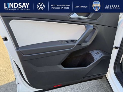 Certified 2019 Volkswagen Tiguan SEL image 8