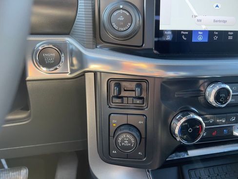 New 2025 Ford F150 Lariat w/ Equipment Group 502A High image 24