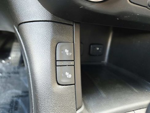 Used 2019 GMC Acadia SLT FWD image 29