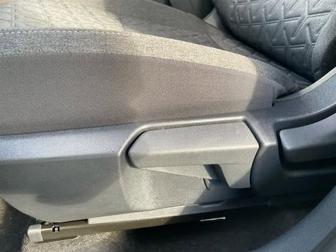 New 2026 Nissan Kicks SV w/ SV Premium Package image 3