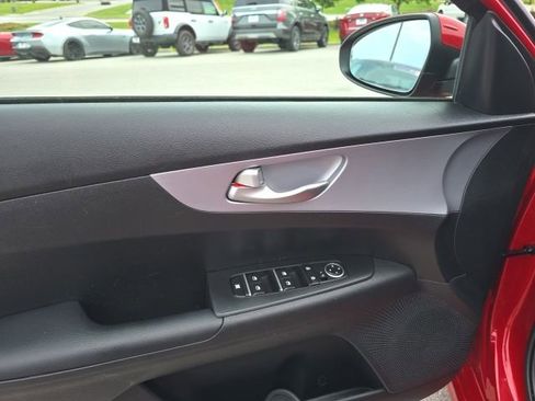 Used 2024 Kia Forte LXS FWD image 12