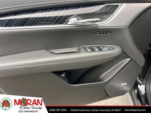 Certified 2025 Cadillac XT6 Premium Luxury w/ Technology Package image 17