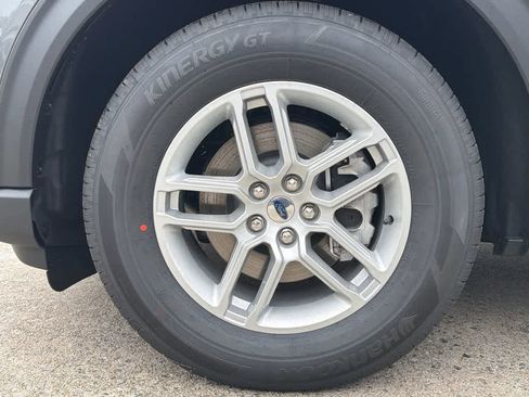 New 2026 Ford Explorer Active image 9