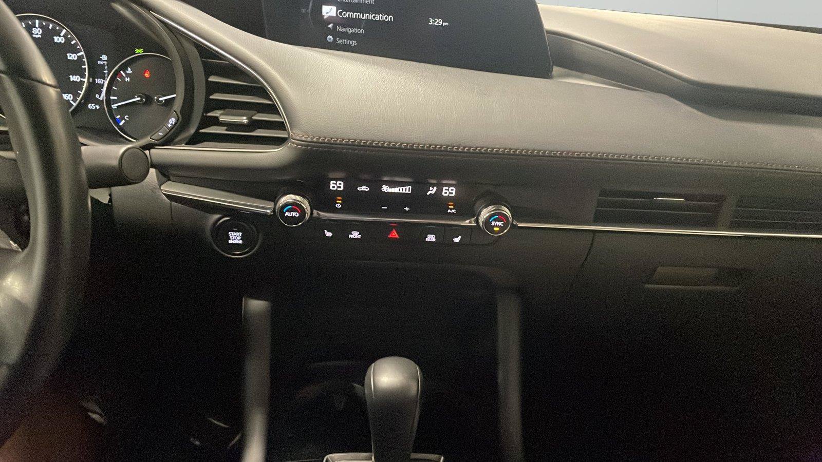 Used 2022 MAZDA MAZDA3 s FWD image 17