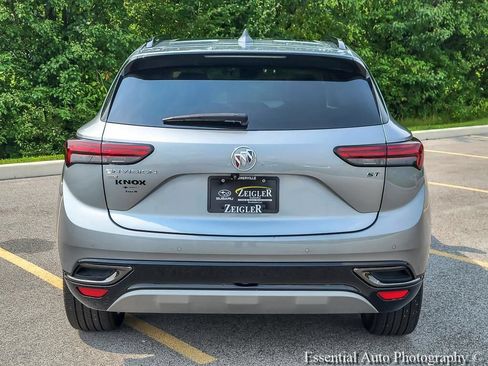 Used 2023 Buick Envision Essence w/ Sport Touring Package AWD/4WD image 5