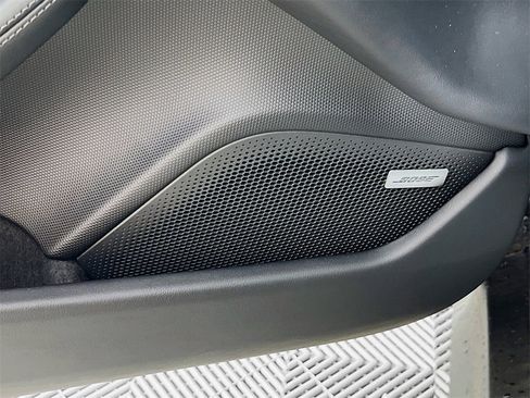 New 2025 Porsche Taycan image 21