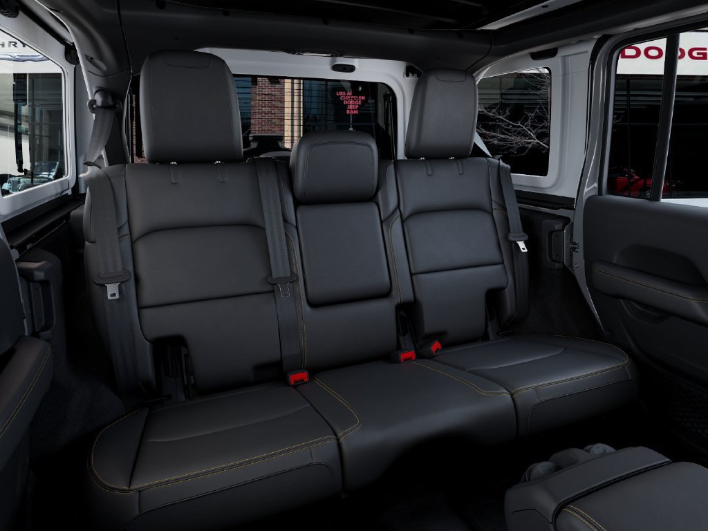 New 2027 Jeep Wrangler Unlimited Sahara AWD/4WD image 15