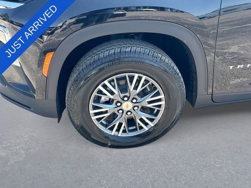 New 2026 Chevrolet Traverse LT FWD image 10