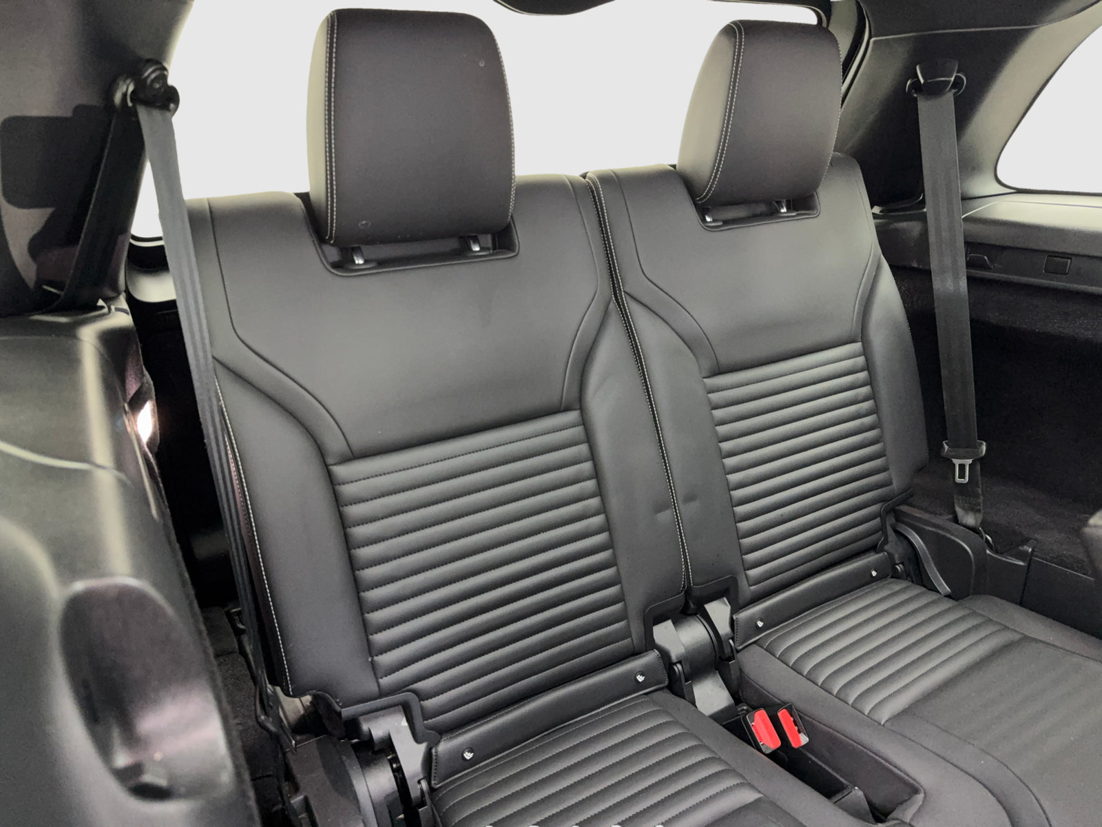 Used 2023 Land Rover Discovery S R-Dynamic AWD/4WD image 50