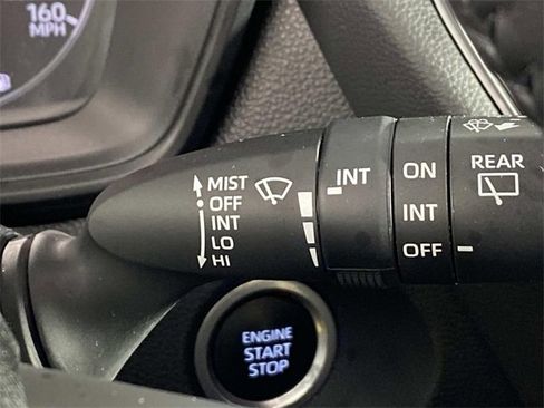 Used 2023 Toyota Corolla Cross LE image 19