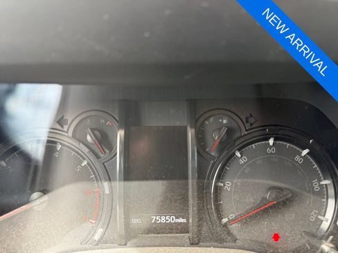 Used 2023 Toyota 4Runner SR5 Premium w/ Moonroof Package AWD/4WD image 13