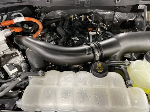 Used 2024 Ford F150 Platinum w/ Equipment Group 703A Plus image 18