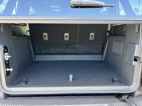 New 2025 Ford Bronco Badlands image 25