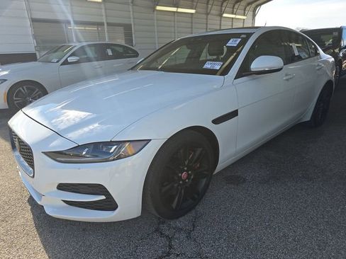 Used 2020 Jaguar XE S image 3