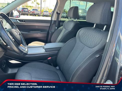 Used 2020 Hyundai Palisade SEL FWD image 13