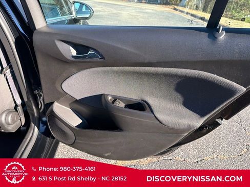 Used 2017 Chevrolet Cruze LT image 36