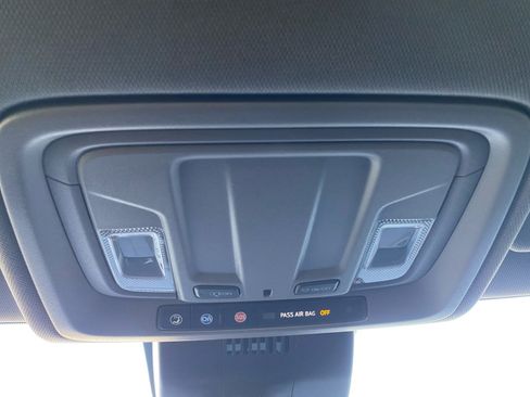 Used 2023 Chevrolet Silverado 1500 LT image 19