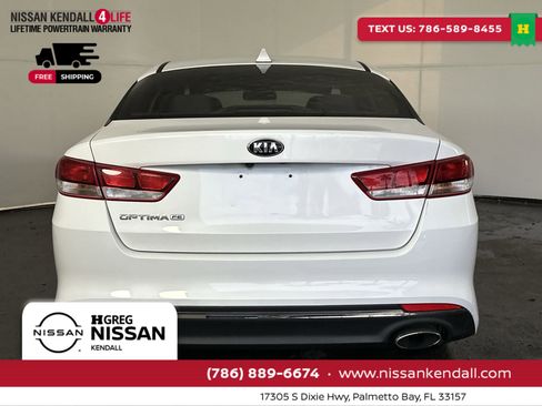 Used 2017 Kia Optima LX image 10