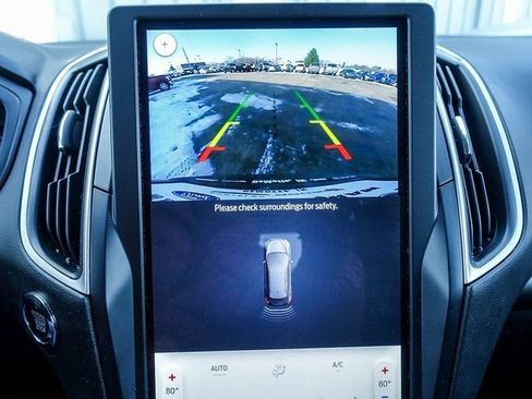 Used 2023 Ford Edge SEL w/ Convenience Package image 16