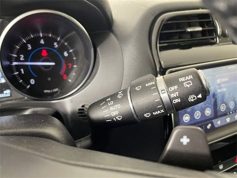 Used 2020 Jaguar F-PACE Prestige image 12
