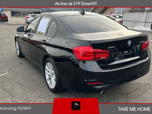 Used 2017 BMW 320i xDrive Sedan image 3