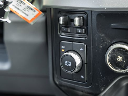 New 2026 Ford F550 4x4 Crew Cab image 34