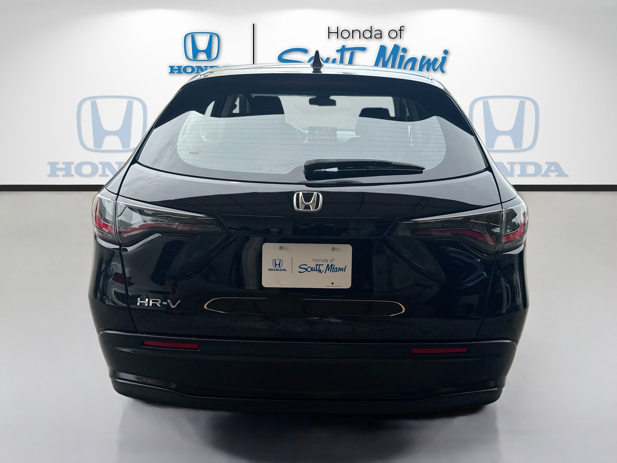 Certified 2025 Honda HR-V LX image 6